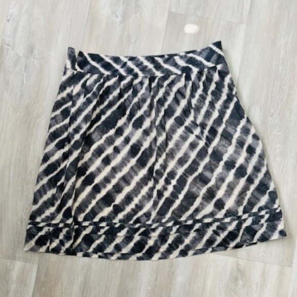 LOFT Nauitcal a-line skirt size 0 - Picture 1 of 5
